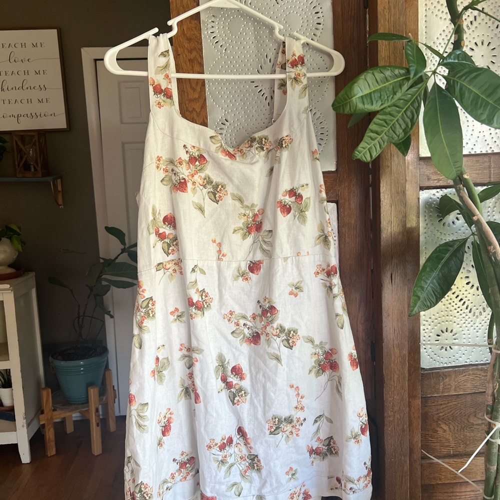 Abercrombie & Fitch White Floral Mini Dress
